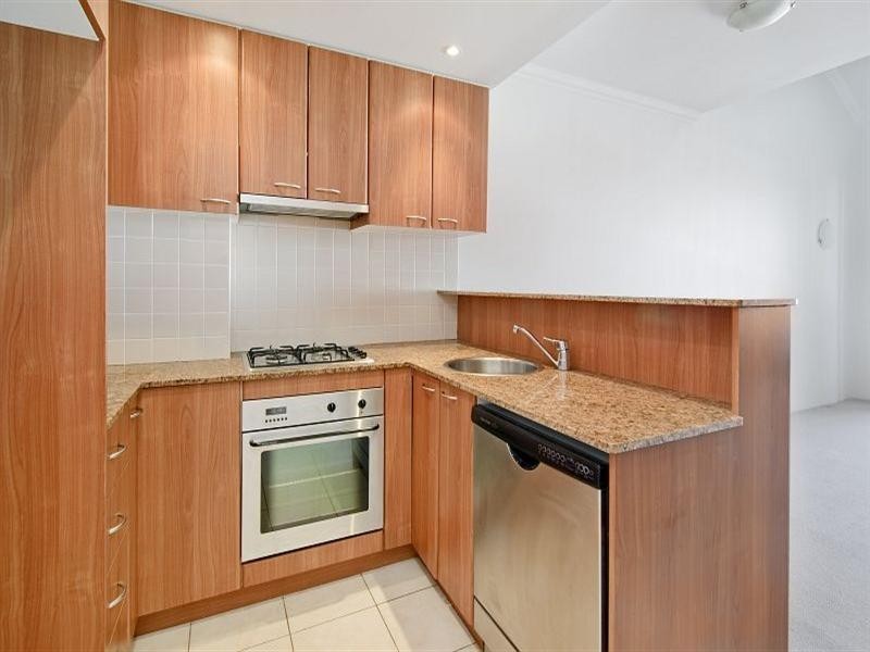 60/13 Ernest Street, Crows Nest NSW 2065