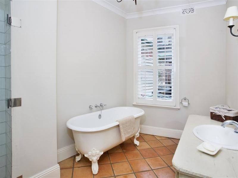 35 Willoughby Street, Kirribilli NSW 2061