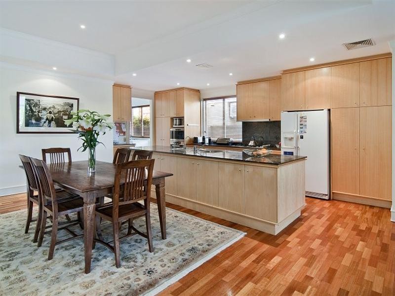 52 Edgecliff Esplanade, Seaforth NSW 2092