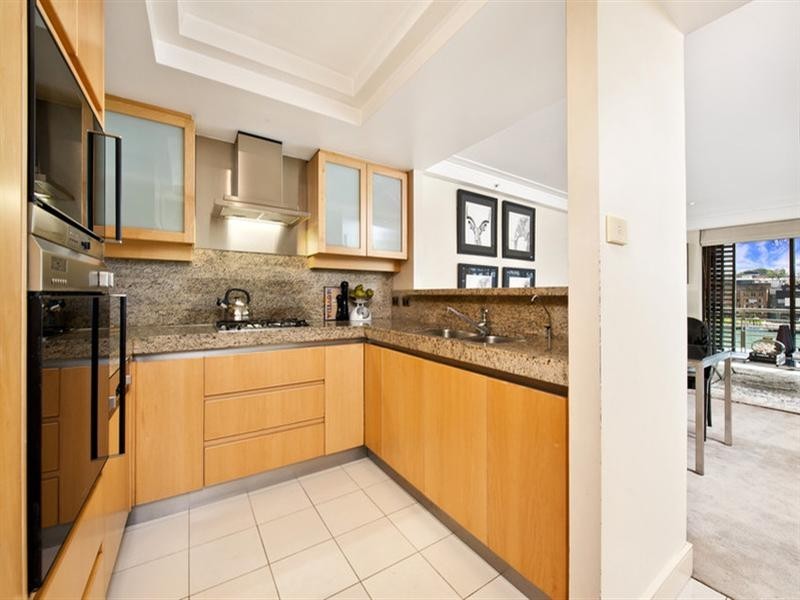 Res. 45,  3 Macquarie Street, Sydney NSW 2000