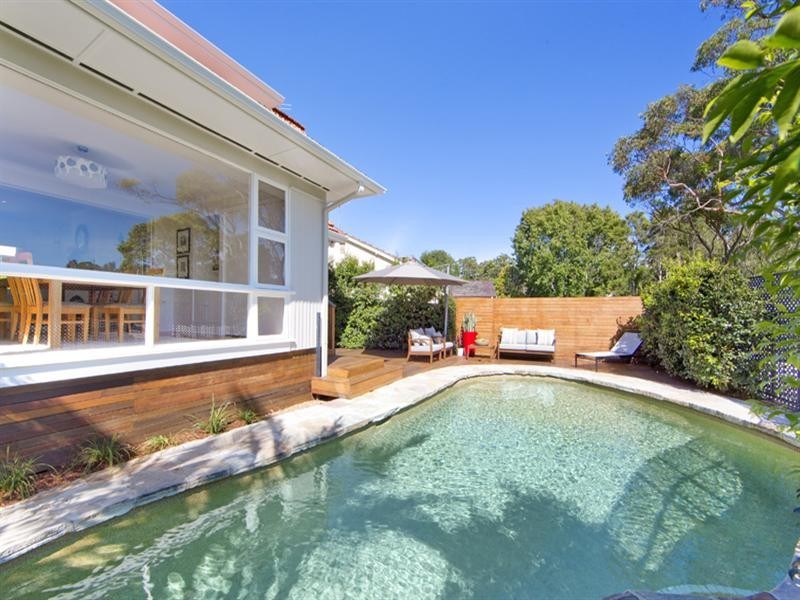 19 Lockley Parade, Castle Cove NSW 2069