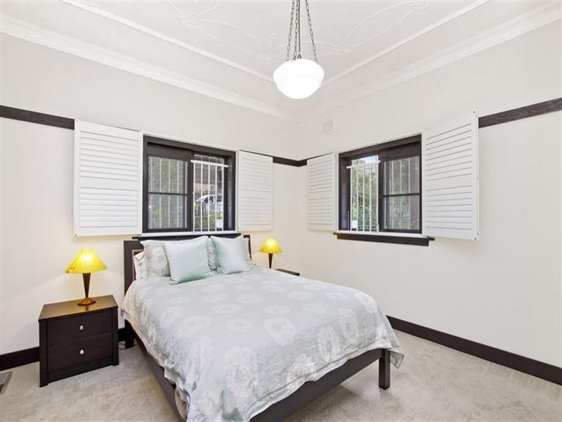 11 Tindale Road, Artarmon NSW 2064