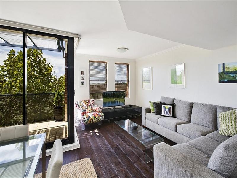 236 Pacific Highway, Crows Nest NSW 2065