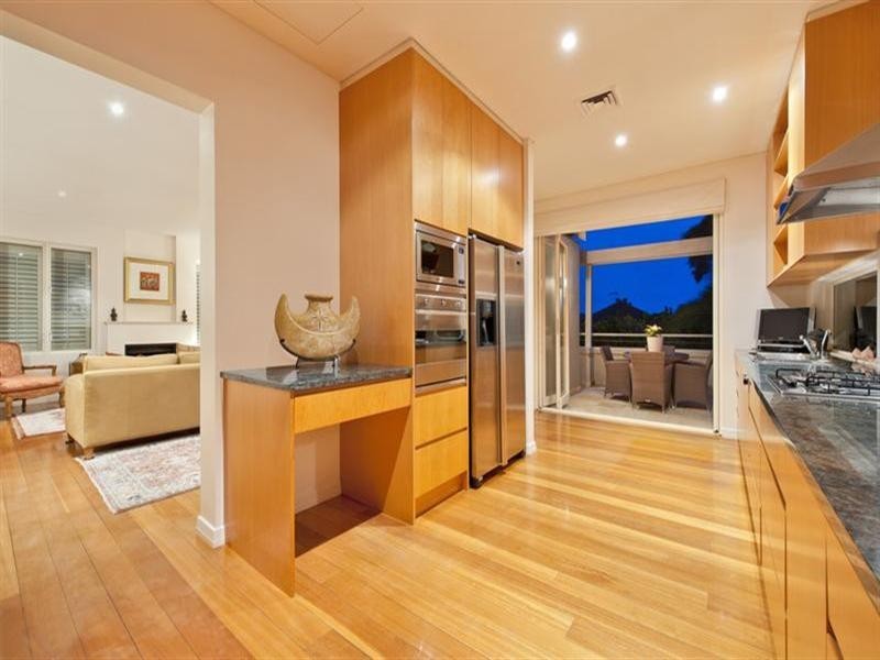 1 Lavoni Street, Mosman NSW 2088