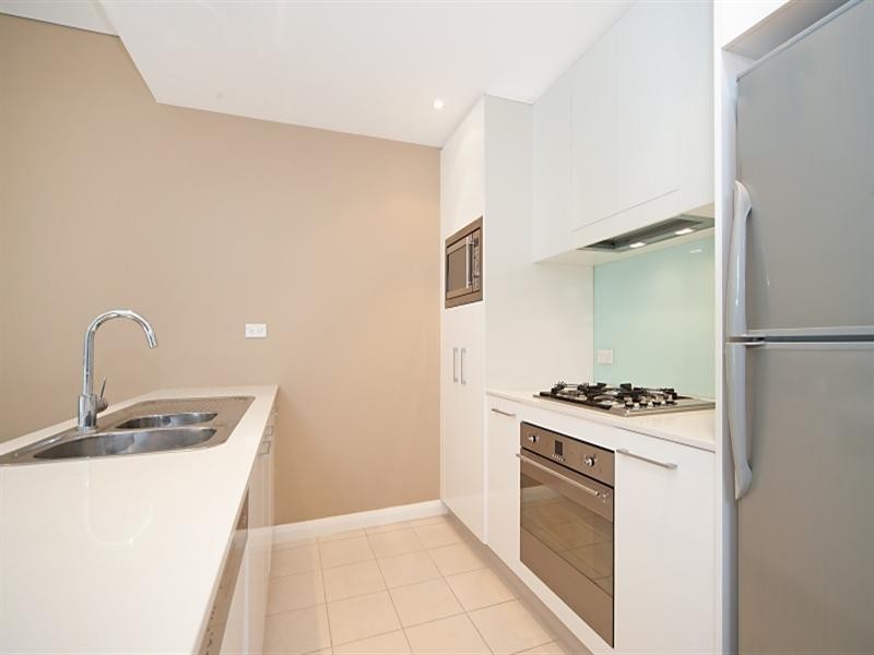 201/8 Duntroon Avenue, St Leonards NSW 2065