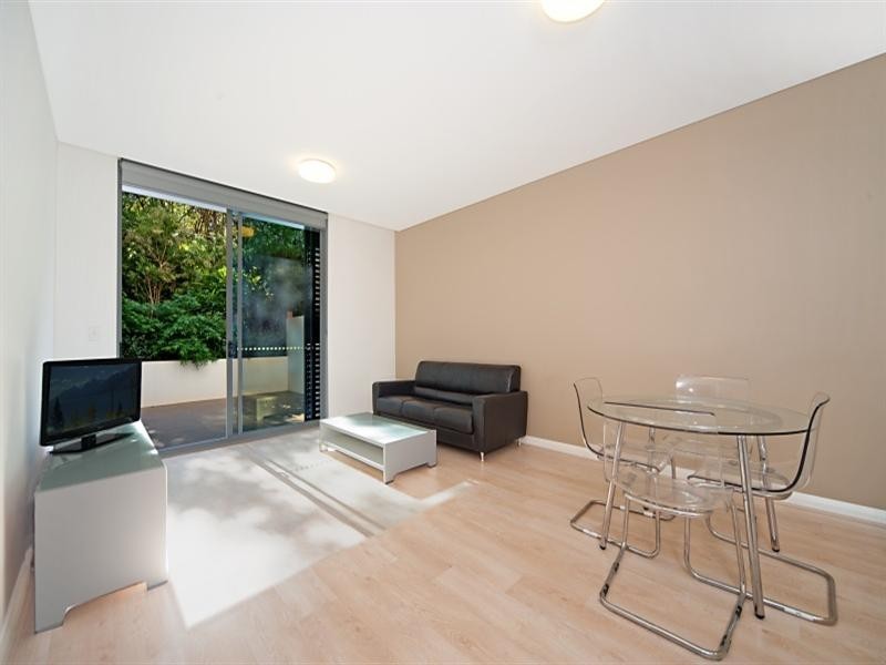 201/8 Duntroon Avenue, St Leonards NSW 2065