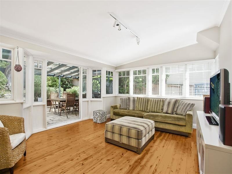 15 Barcoo Street, Roseville NSW 2069