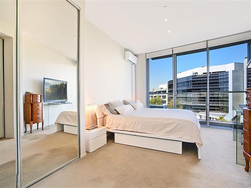 302w/599 Pacific Highway, St Leonards NSW 2065