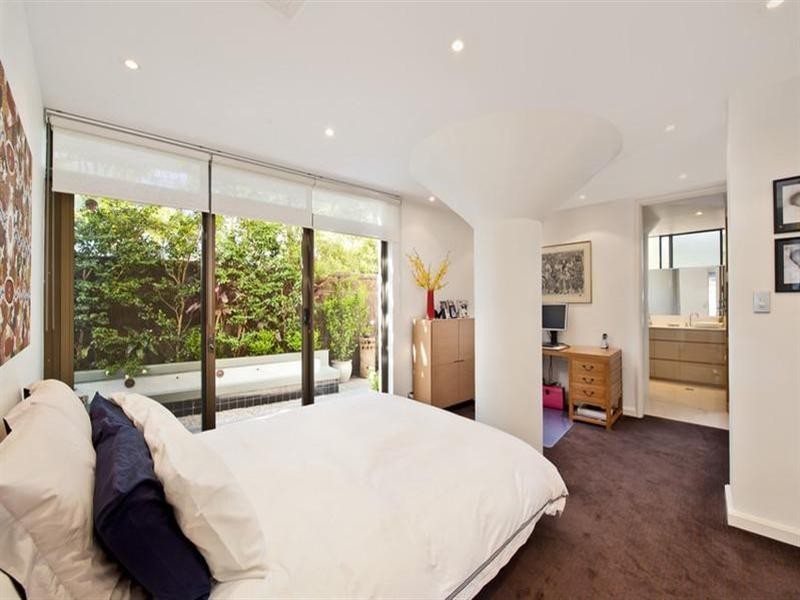 10/2 Munro Street, Mcmahons Point NSW 2060