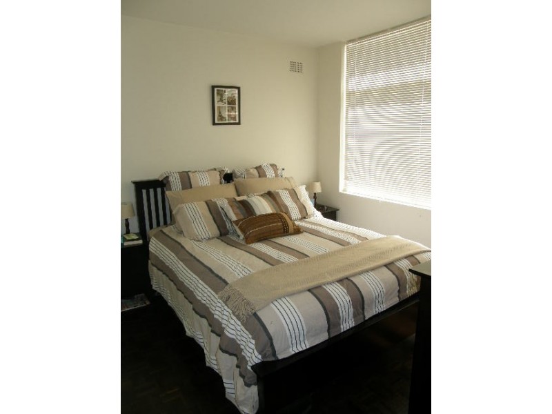 2/824 Military Road, Mosman NSW 2088