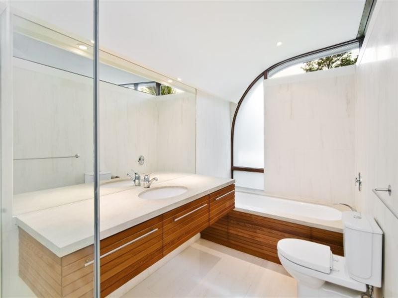 4/17 Munro Street, Mcmahons Point NSW 2060