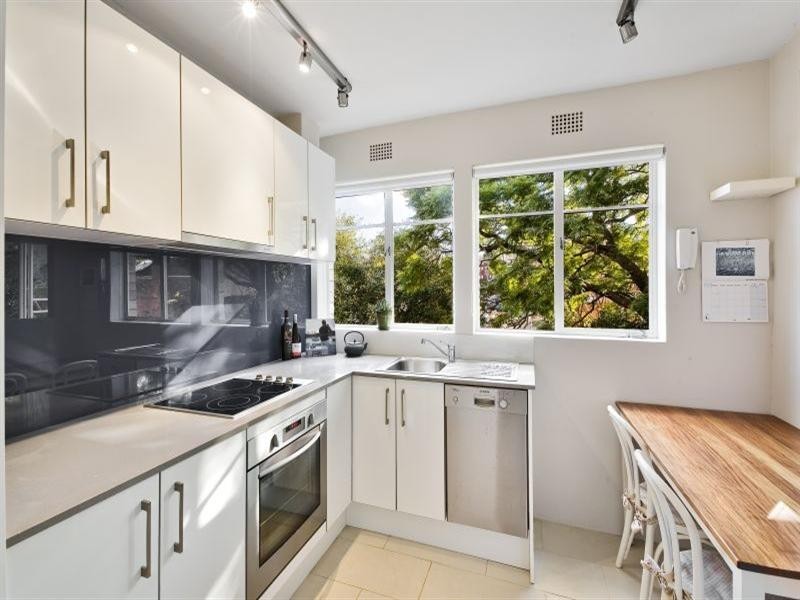 6/16 Mackenzie Street, Mcmahons Point NSW 2060