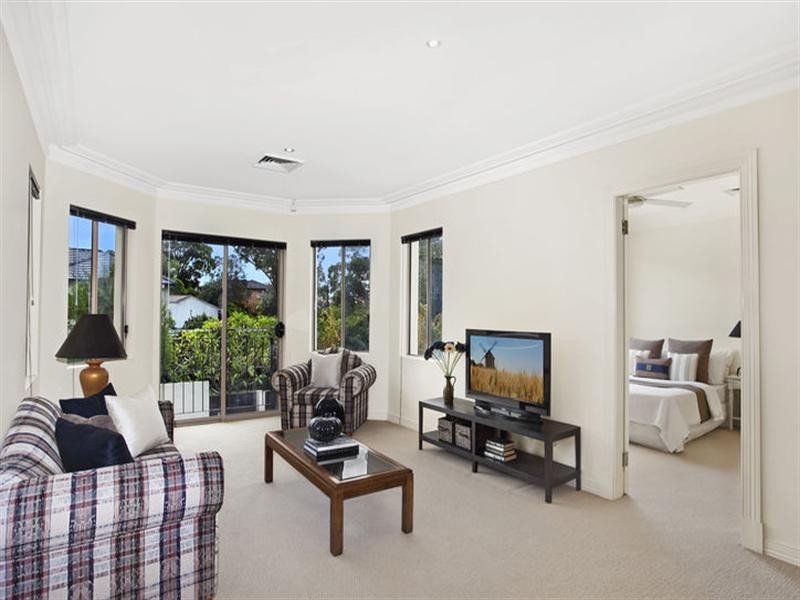 Residence 3, 77 Warrane Road, Willoughby NSW 2068