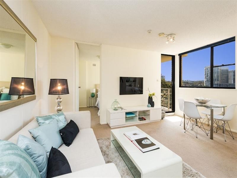 44/21 East Crescent Street, Mcmahons Point NSW 2060