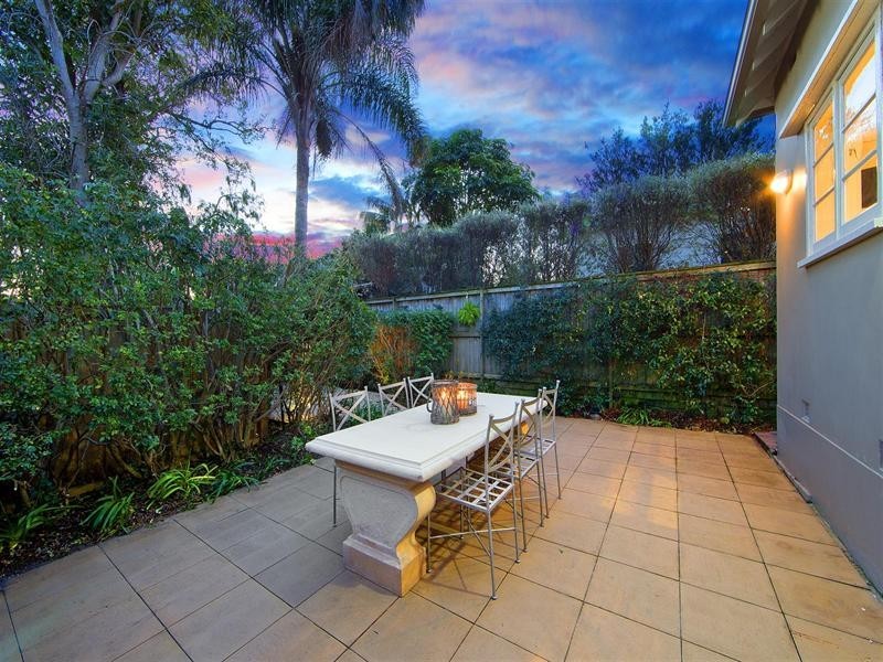 18 Raymond Road, Neutral Bay NSW 2089