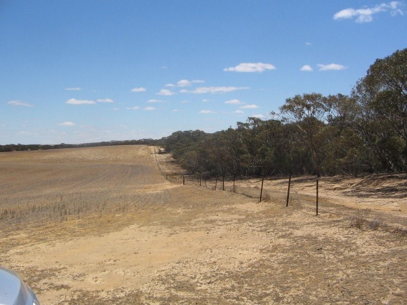. Pt Sec 122 Lee Road, Lameroo SA 5302