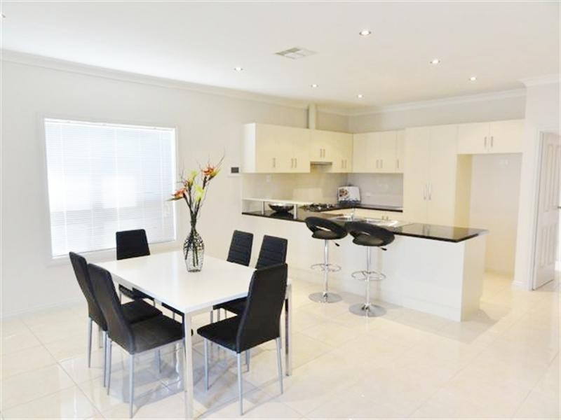 5 South Parade, Seaton SA 5023