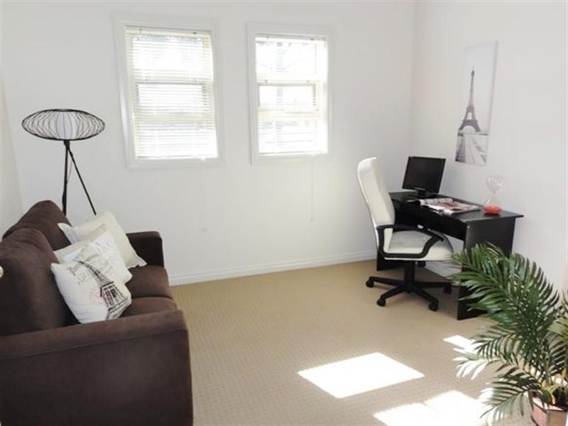 5 South Parade, Seaton SA 5023