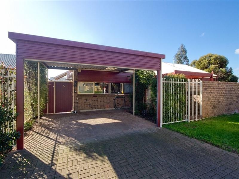 5 Beth Court, Pennington SA 5013