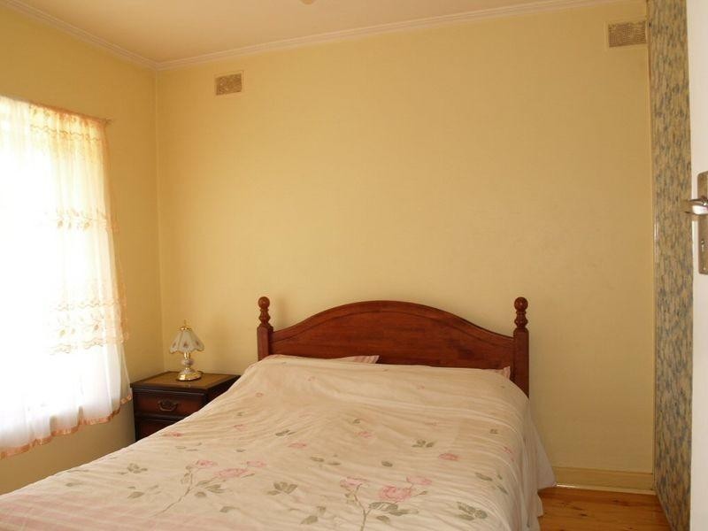 77 Wattle Avenue, Royal Park SA 5014