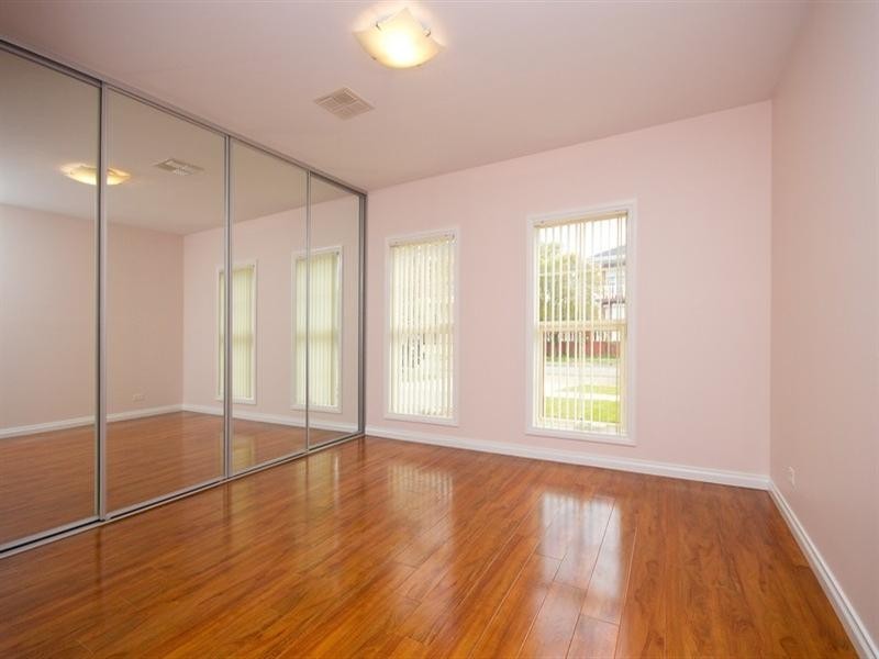 21a Broadford Crescent, Findon SA 5023