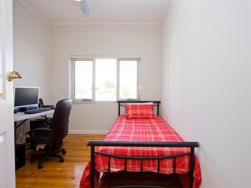 49 Dumfries Avenue, Seaton SA 5023