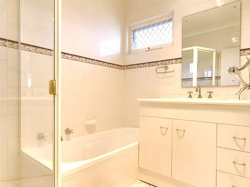 14 Meakin Terrace, Seaton SA 5023