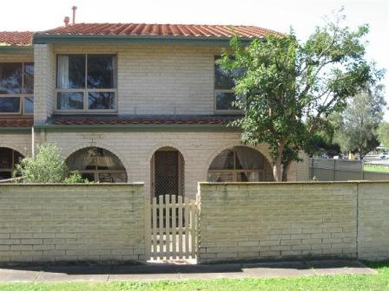 UNIT 12/3 MOOLOOLA Way, West Lakes Shore SA 5020