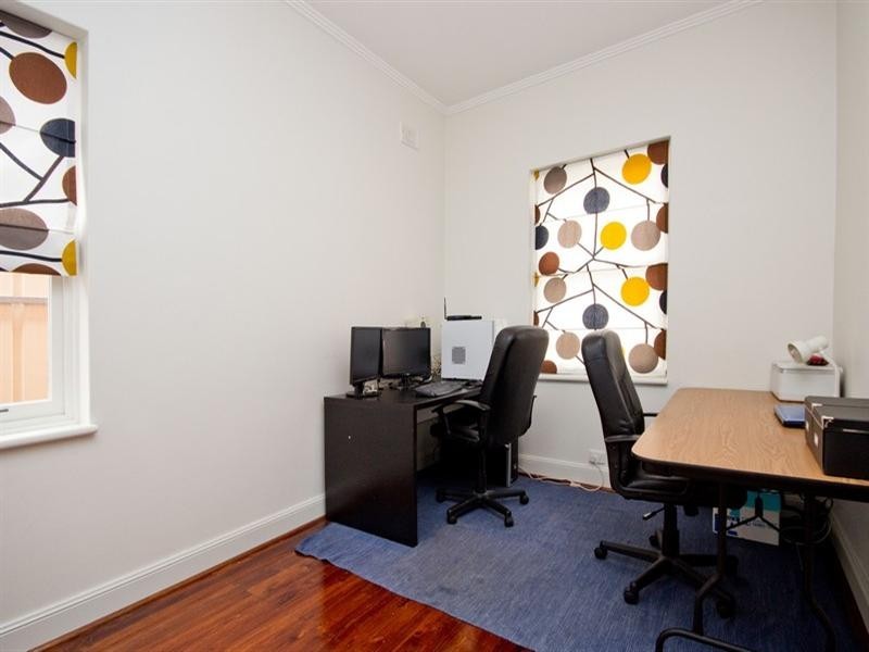 6 Squires Avenue, Seaton SA 5023