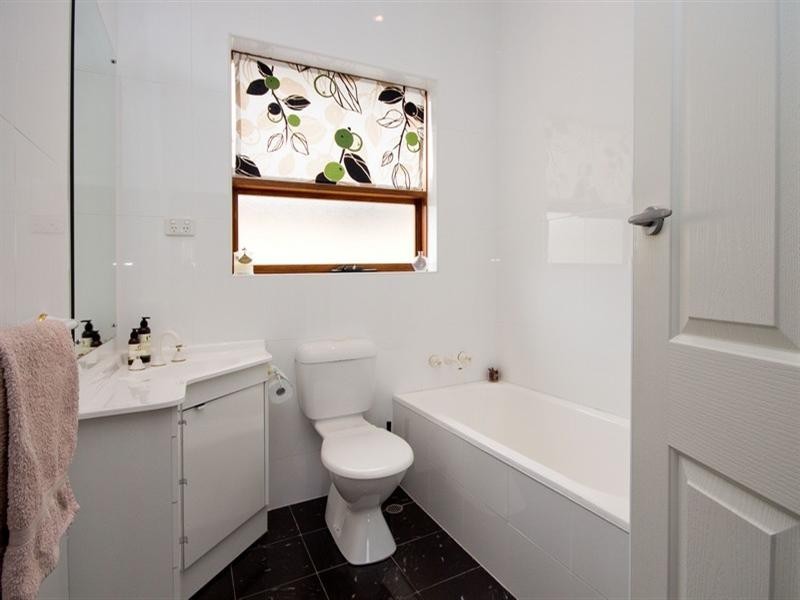 6 Squires Avenue, Seaton SA 5023