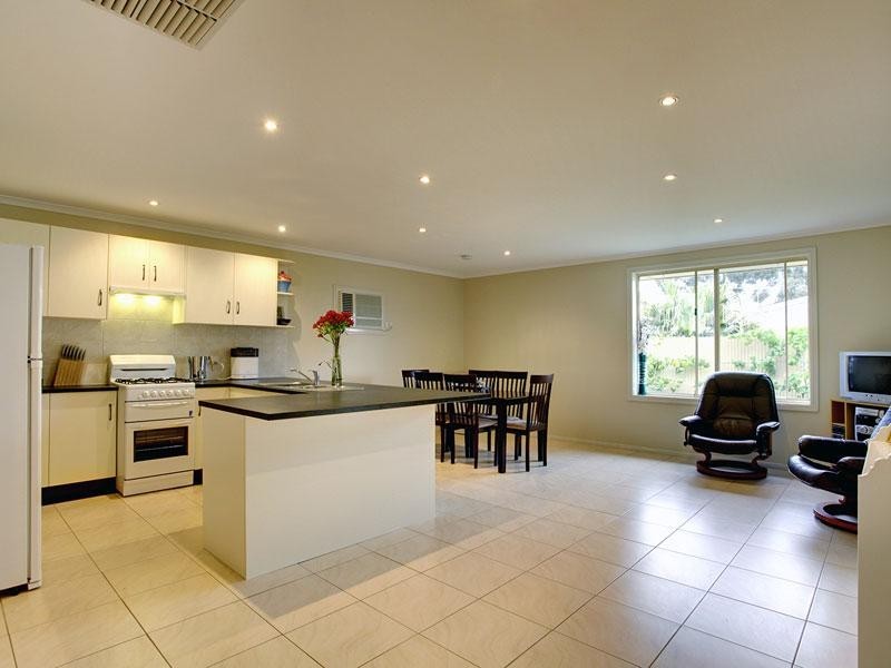 9 Trundle Court, Parafield Gardens SA 5107