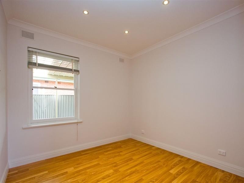 1 Haynes Crescent, Woodville South SA 5011