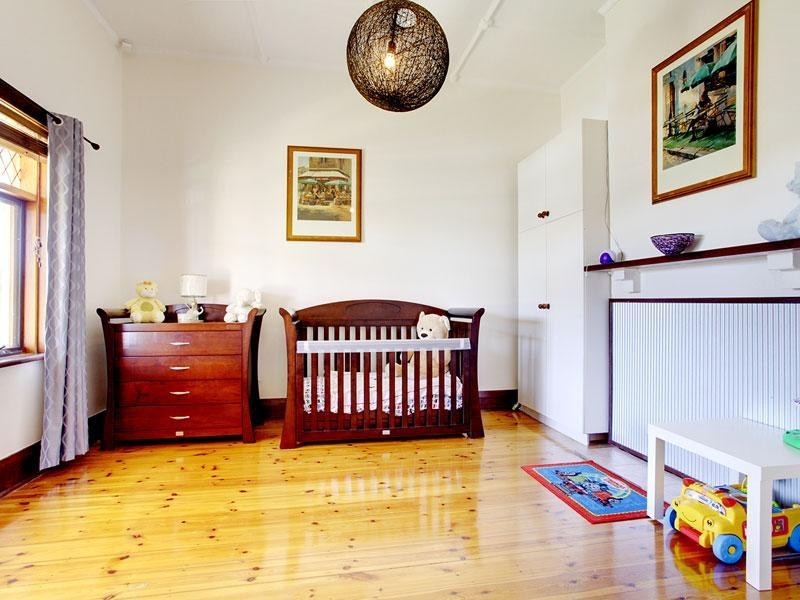 11 Hallville Street, Seaton SA 5023