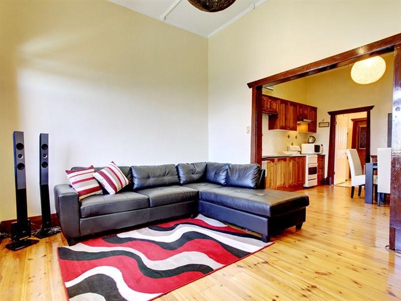 11 Hallville Street, Seaton SA 5023