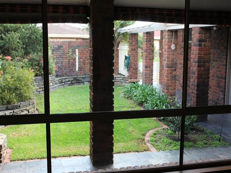 11 Anna Court, West Lakes SA 5021