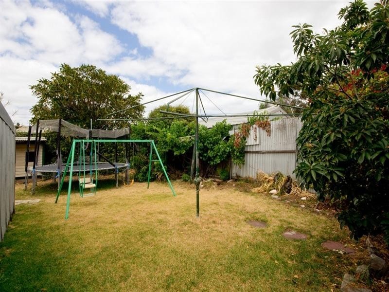 14 Lee Terrace, Rosewater SA 5013