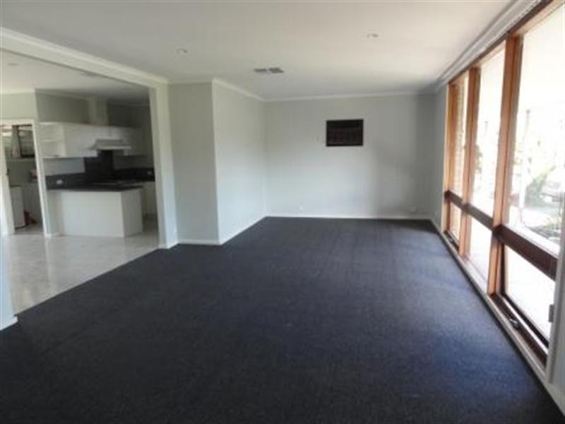 5 Monaco Crescent, Grange SA 5022