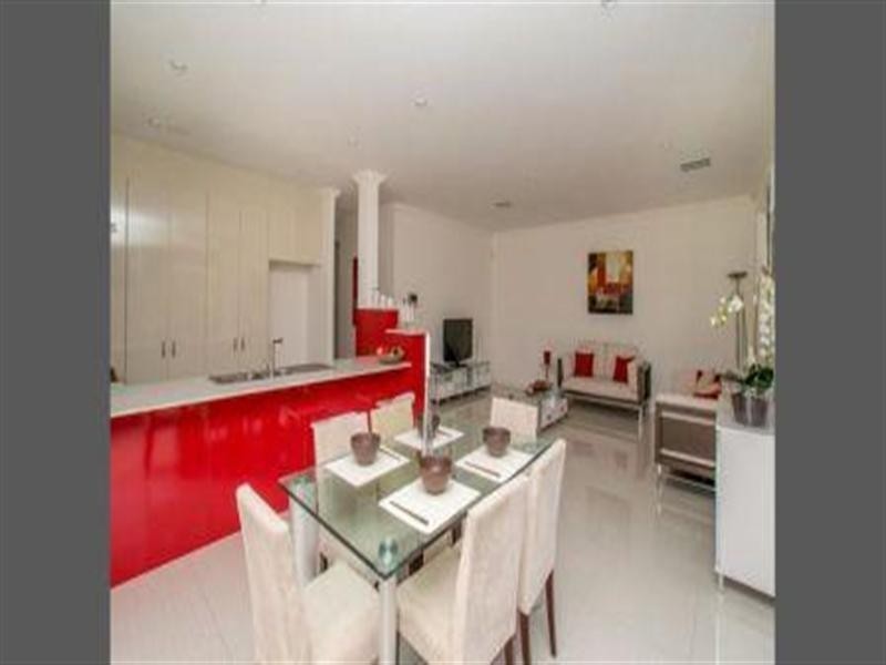 2A Lawrie Street, Henley Beach SA 5022