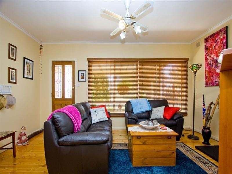 12 Wyreema Street, Largs North SA 5016