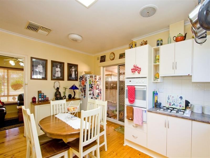 12 Wyreema Street, Largs North SA 5016