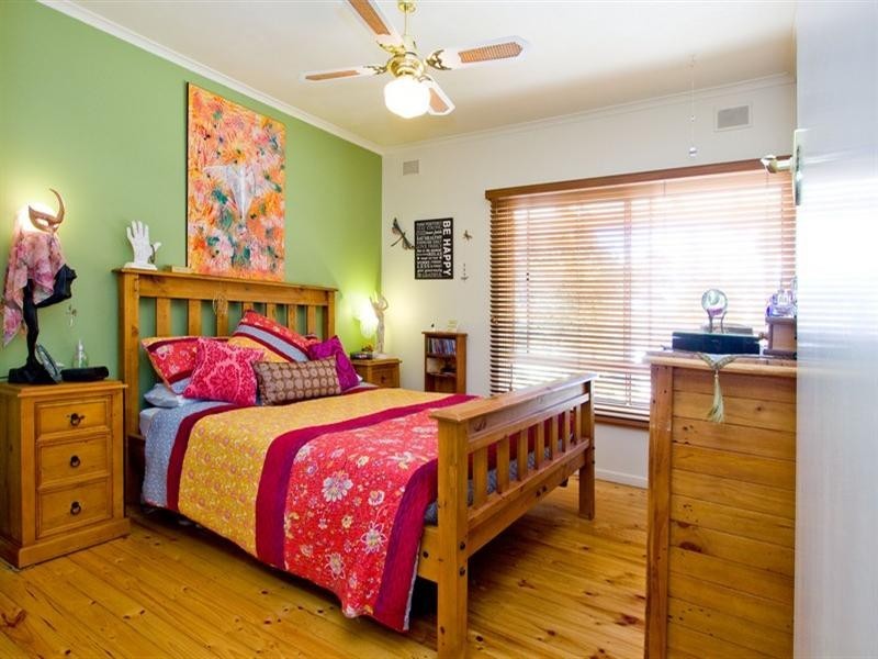 12 Wyreema Street, Largs North SA 5016