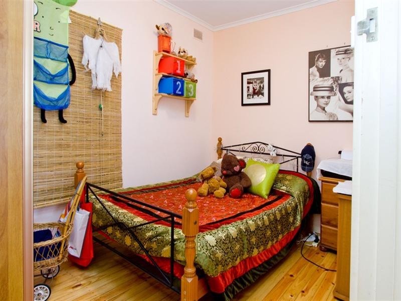 12 Wyreema Street, Largs North SA 5016