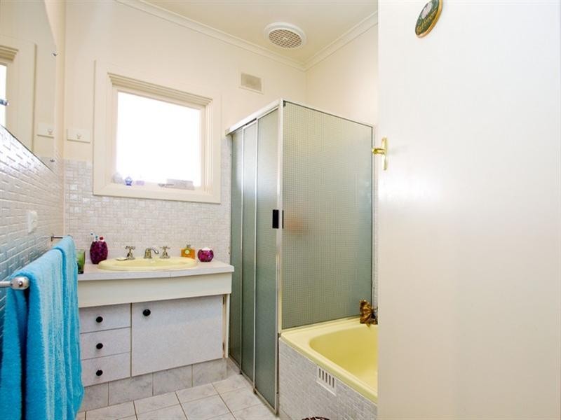 12 Wyreema Street, Largs North SA 5016