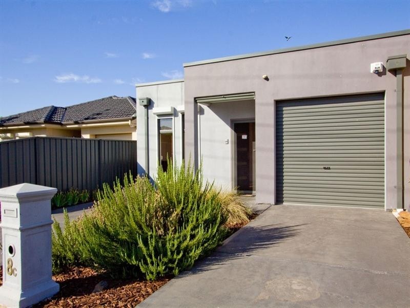 8c Fidock Avenue, Seaton SA 5023