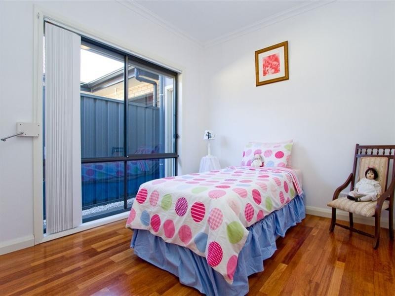 8c Fidock Avenue, Seaton SA 5023