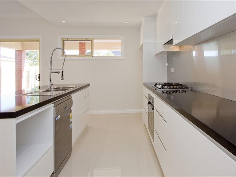 19 Honeyton Street, Seaton SA 5023