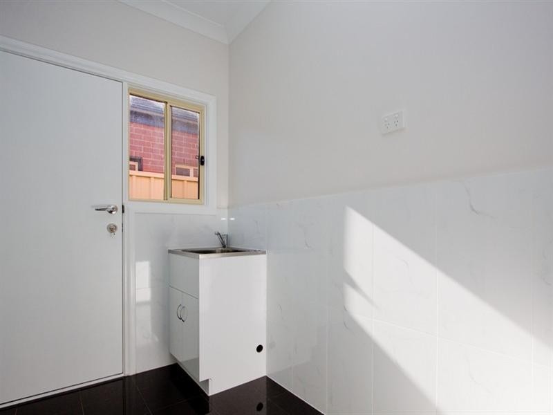 19 Honeyton Street, Seaton SA 5023