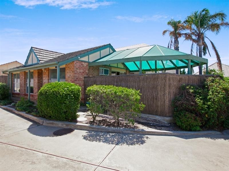 1/169 Military Road, Tennyson SA 5022