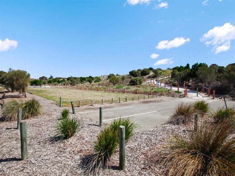 1/169 Military Road, Tennyson SA 5022