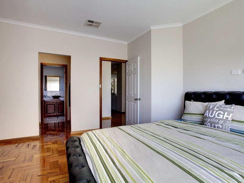 12 Yellow Gum Avenue, Athol Park SA 5012